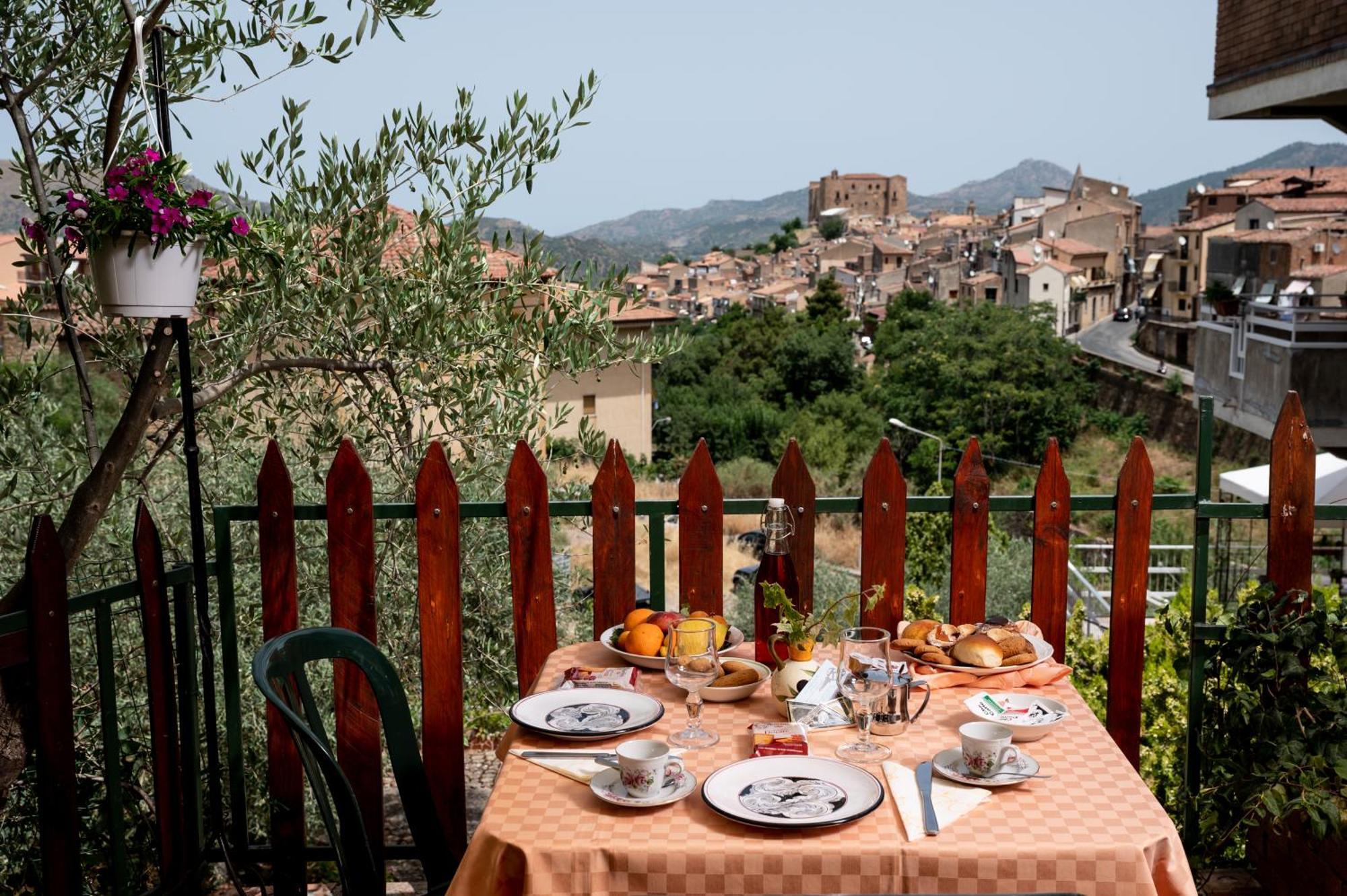 B&B Panorama Castelbuono  Εξωτερικό φωτογραφία